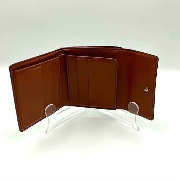 Louis Vuitton Monogram Elise Wallet #1127 - Picture 5 of 8